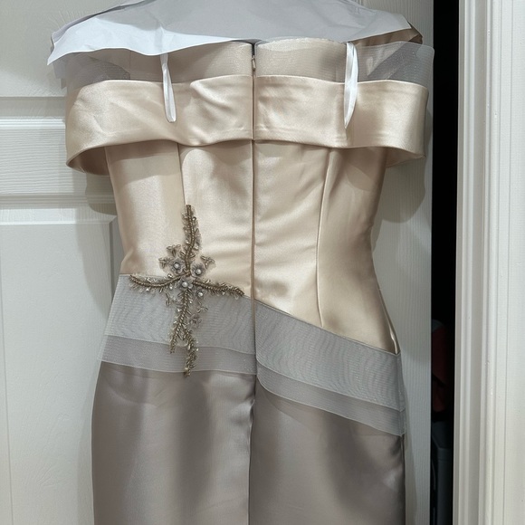 Terani Couture - 2011M2159 Off-Shoulder Mermaid Mother of the Bride Dress - Picture 9 of 12